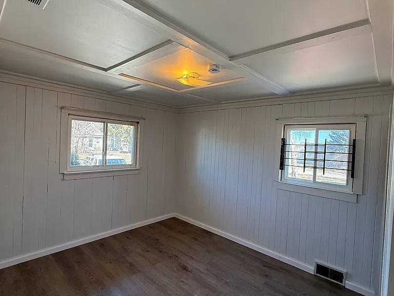 11330 Packard Ave. Warren, MI  - Photo 9