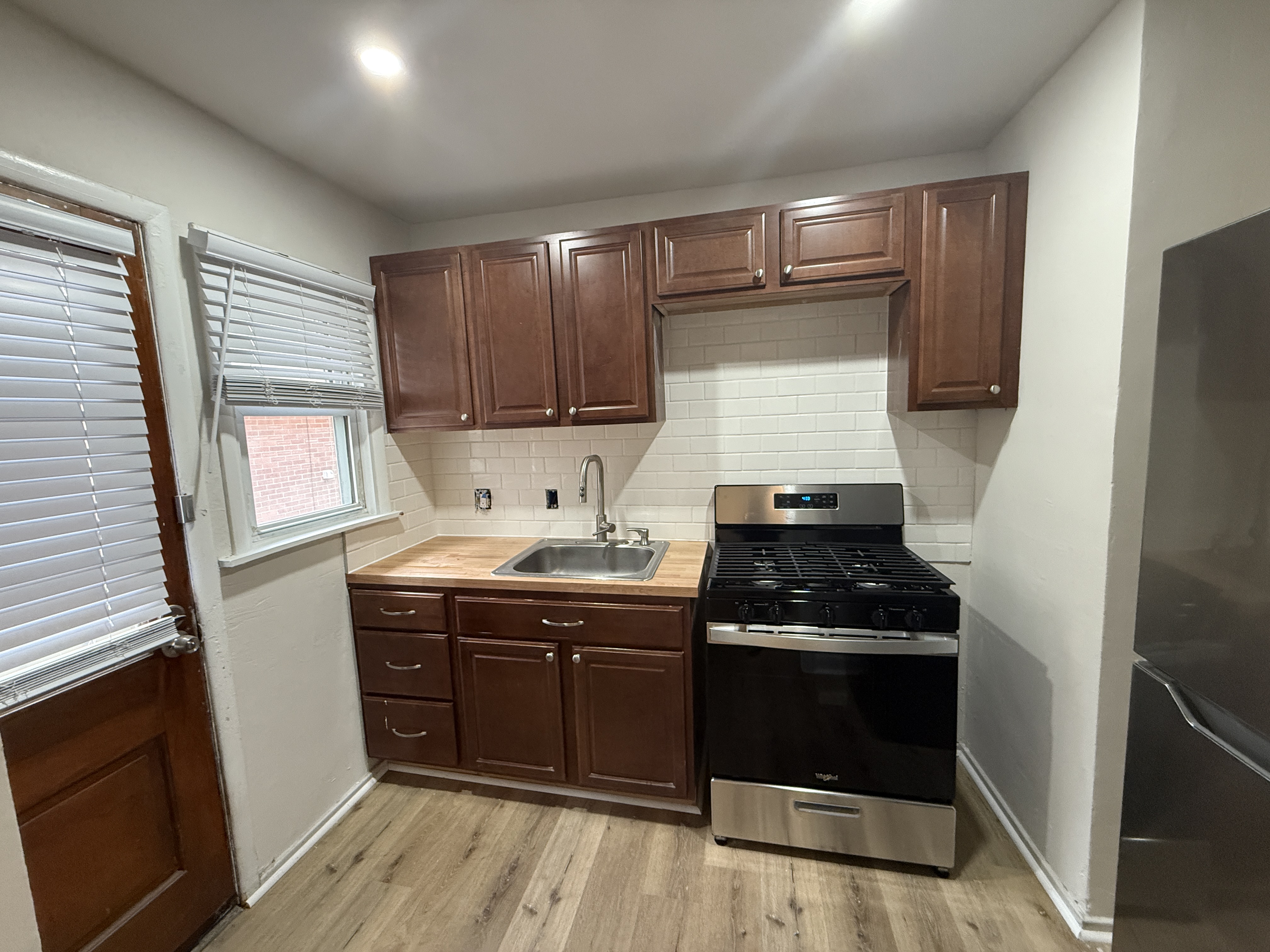 6300 Canyon St - Photo 7