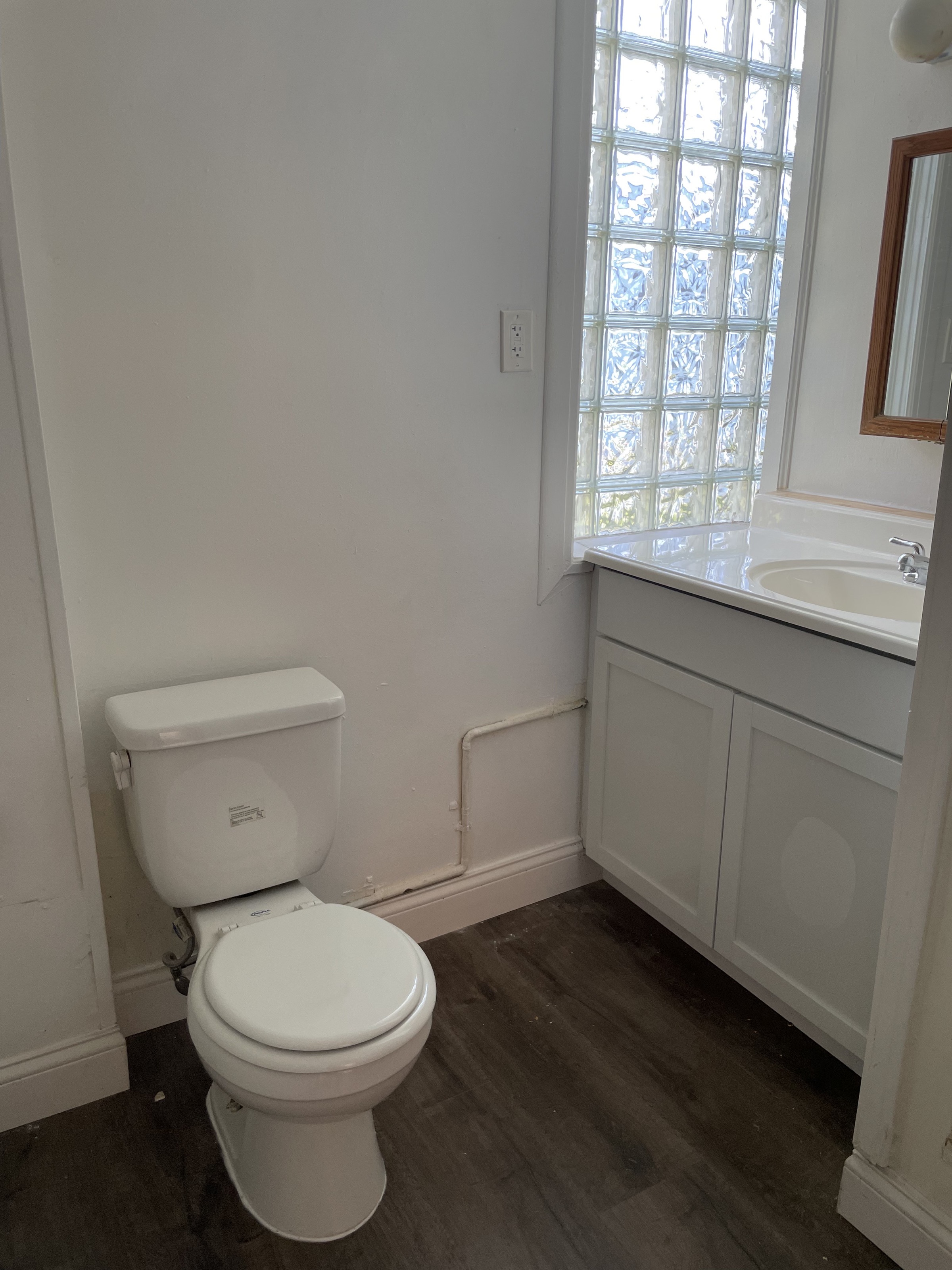 3616 Wasmund Ave, Apt. 1 - Photo 2