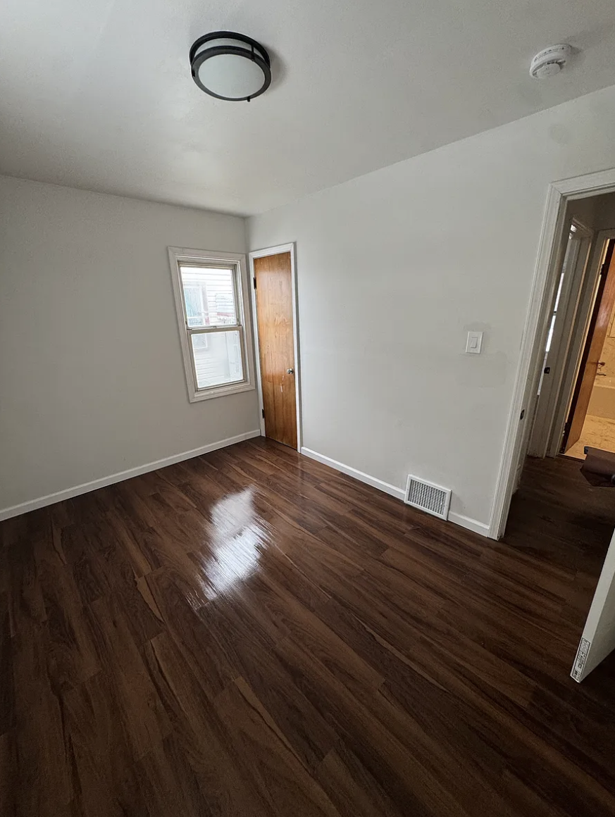 29080 Michigan St - Photo 4