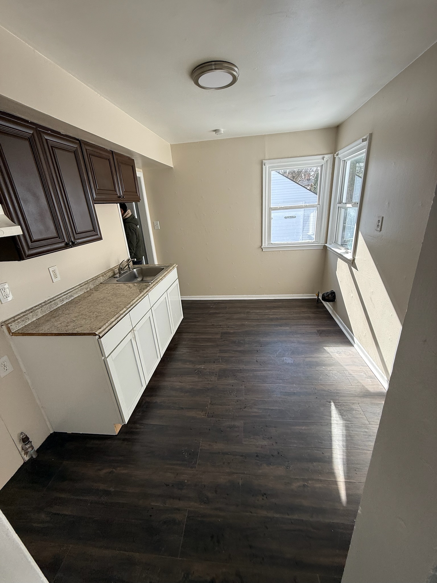 11294 Essex Ave - Photo 3