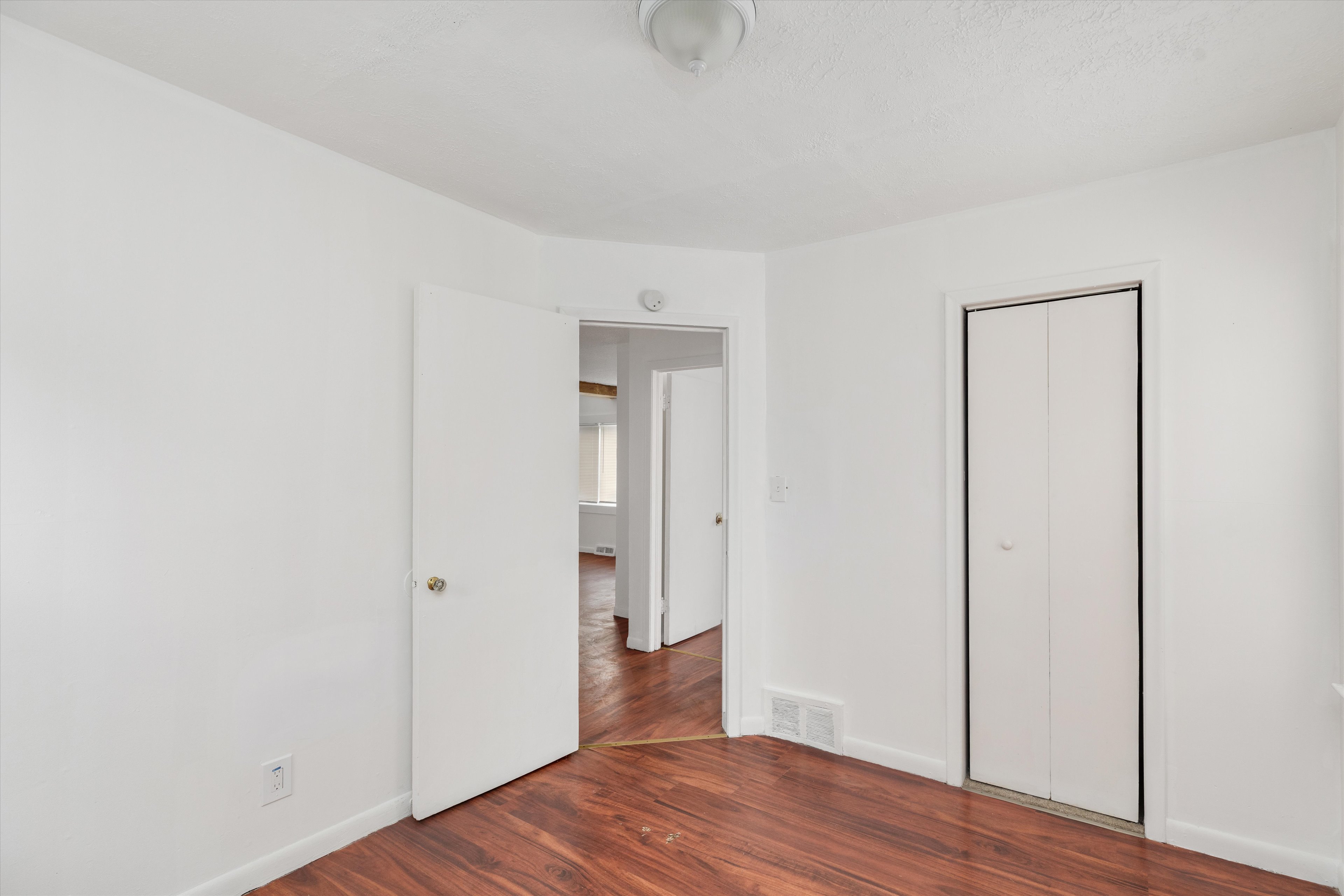 6754 Studebaker Ave. - Photo 2