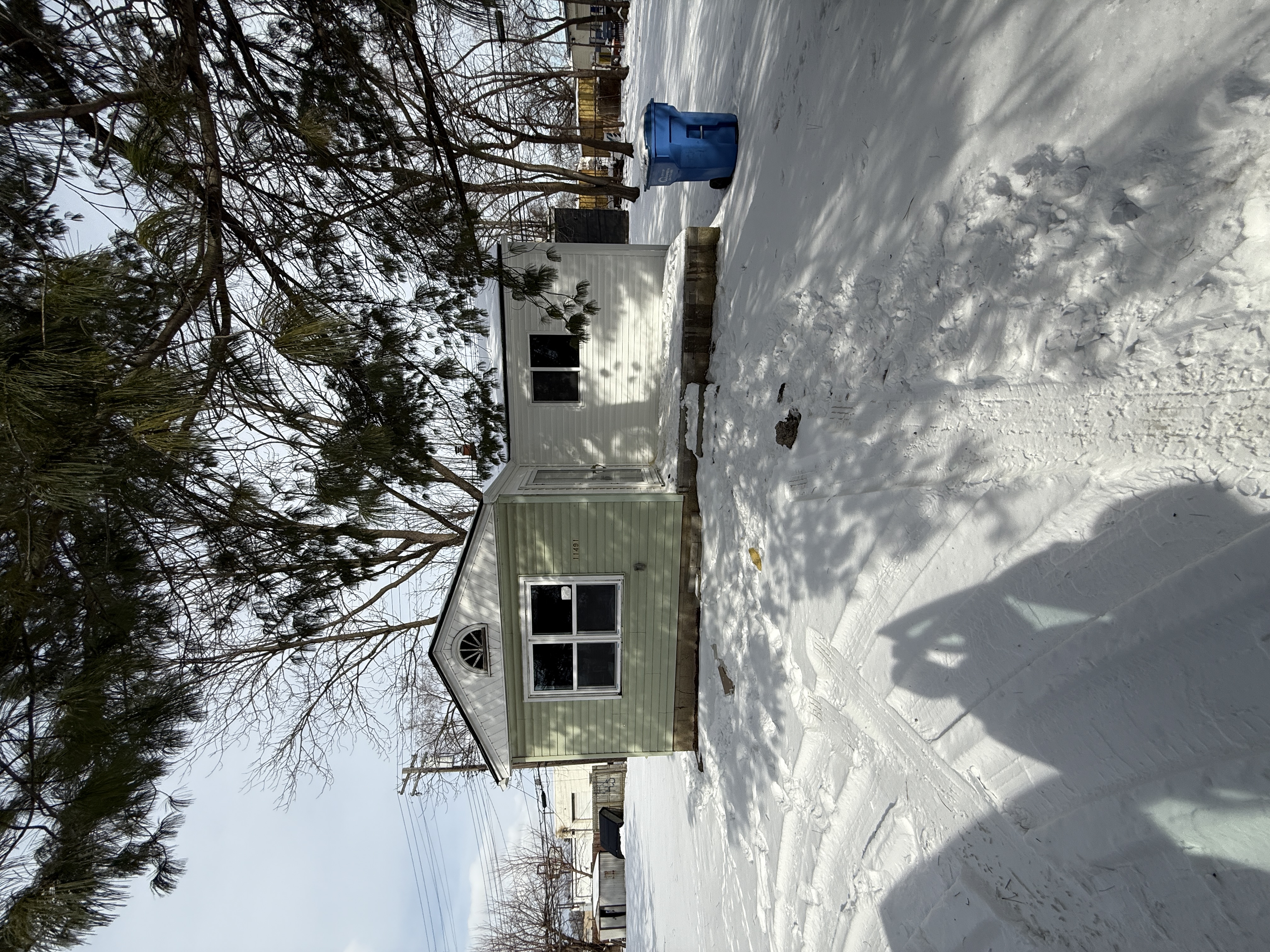 11491 Dodge Ave.