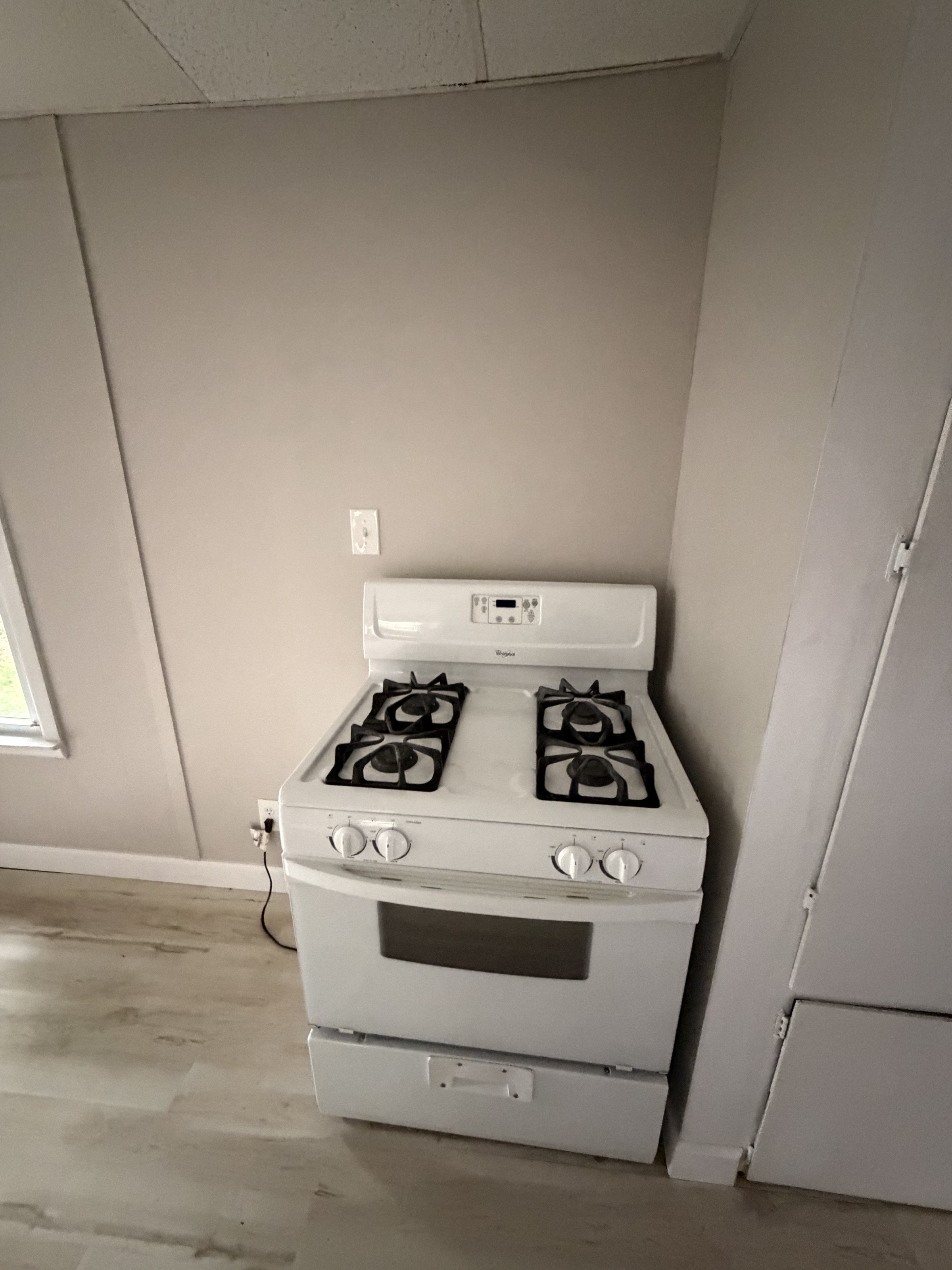 11299 Chalmers Ave - Photo 13